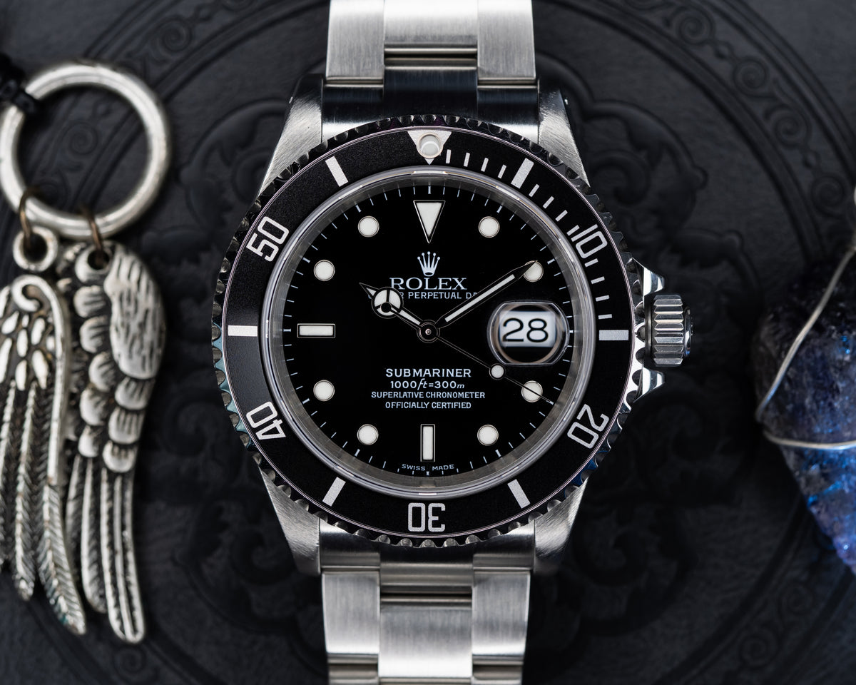 Rolex Submariner Date "Holed Case" Rolex Certified Pre-Owned 16610