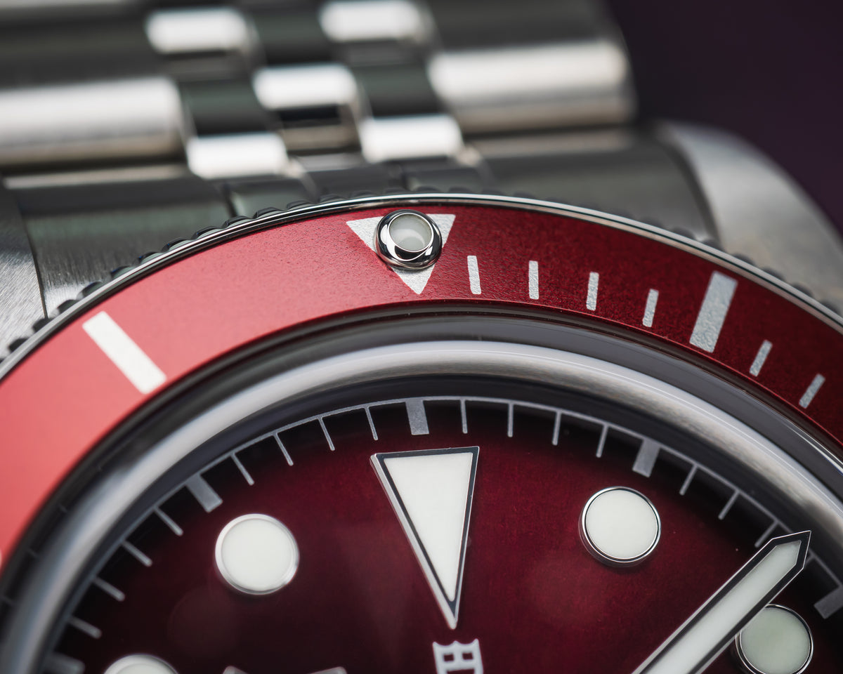 UNWORN Tudor Black Bay 58 Burgundy Master Chronometer M7939A1A0RU